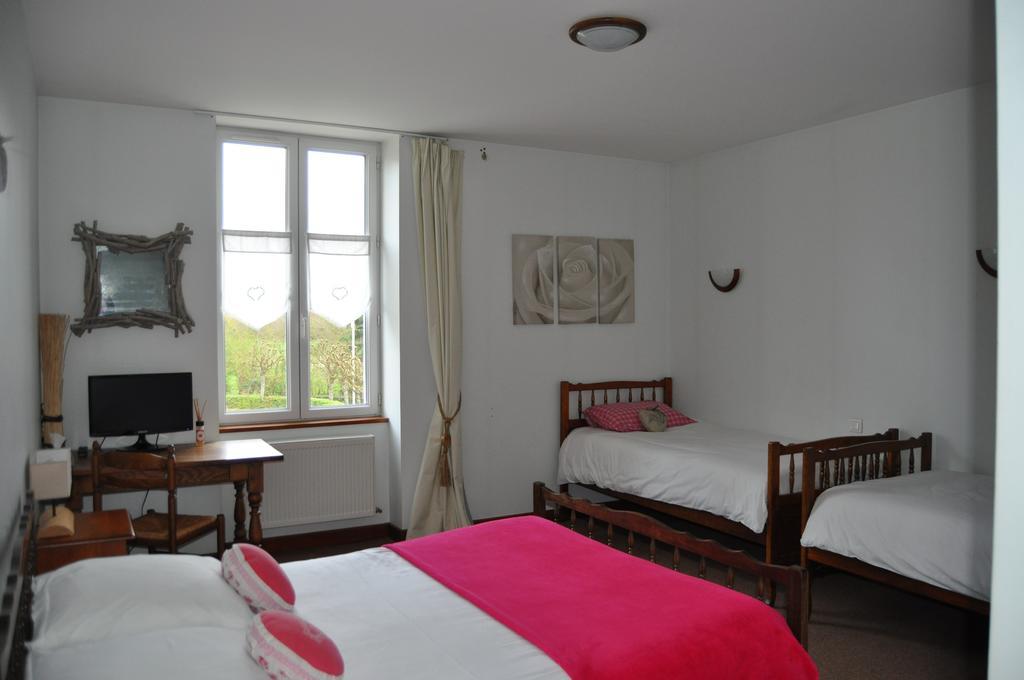 L'Auberge Du Tire Bouchon Couffé Room photo